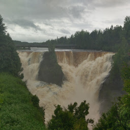 The second highest waterfall in Ontario: Kakabeka Falls