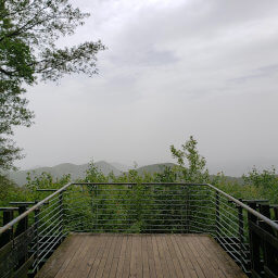 A smaller observation deck near the parking lot