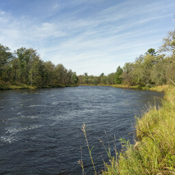 Looking at the Kettle River
