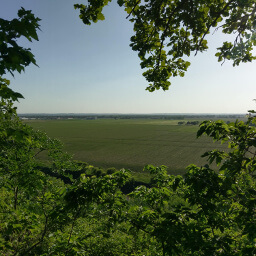 The view from Dakota Point is the main attraction of this trail