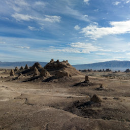 Tufa spires with the Slate Range in the distance