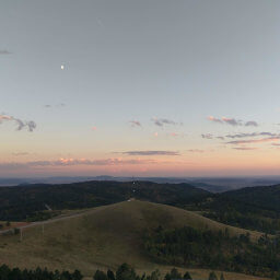 Sunsets are particularly amazing on top of Warren Peak